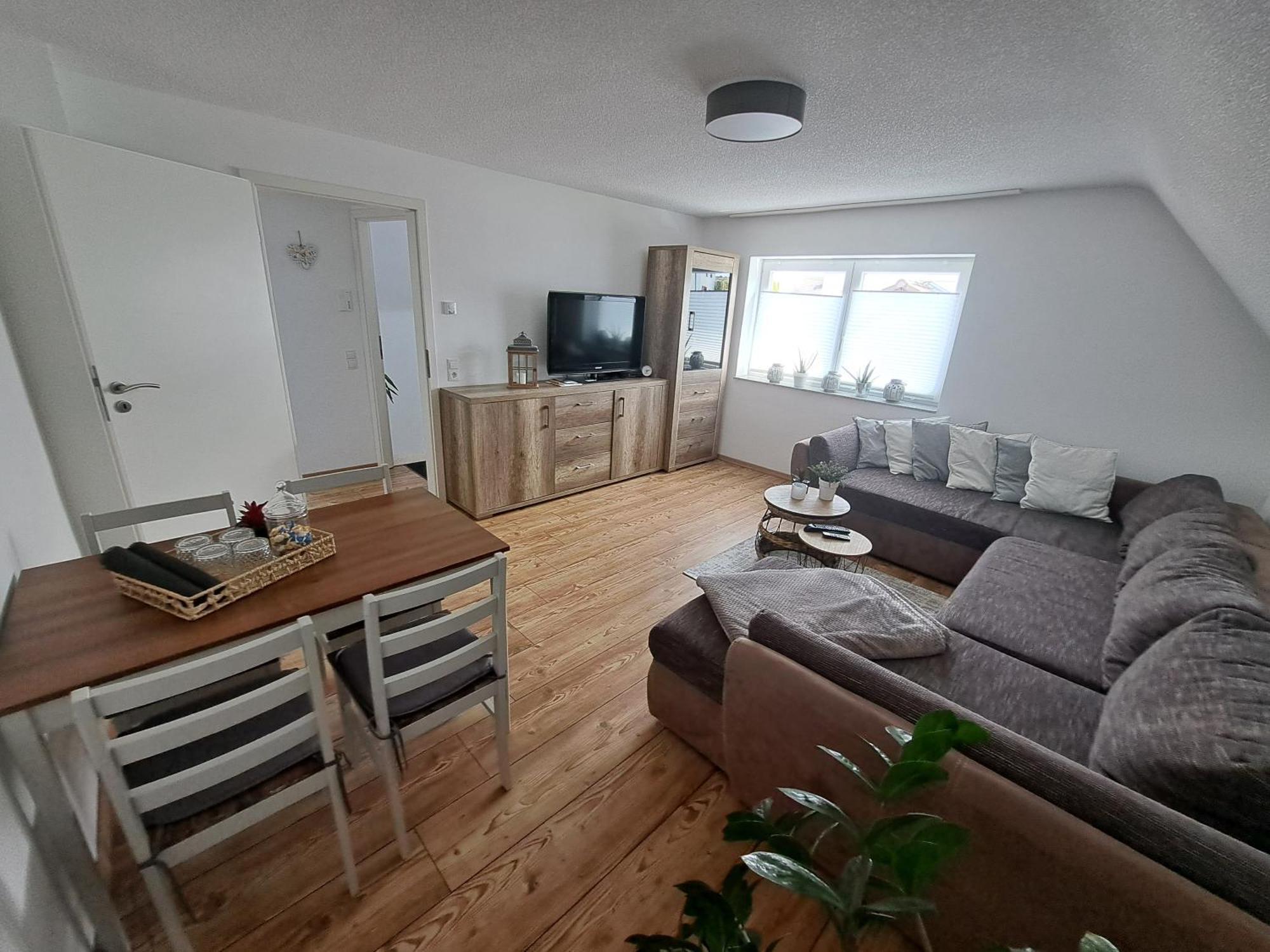 Wunderschoenes 2 Zimmer Apartment Inkl. Parkplatz Asbach  Экстерьер фото