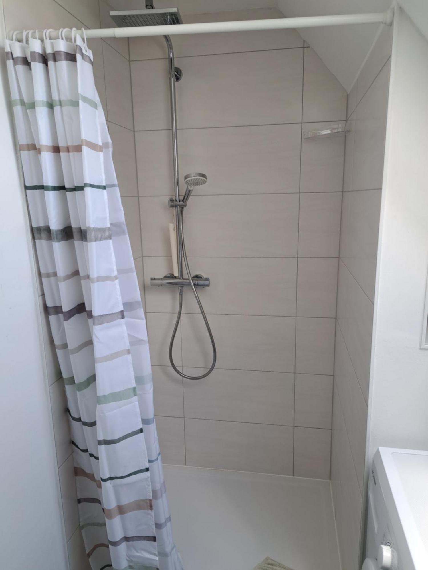 Wunderschoenes 2 Zimmer Apartment Inkl. Parkplatz Asbach  Экстерьер фото