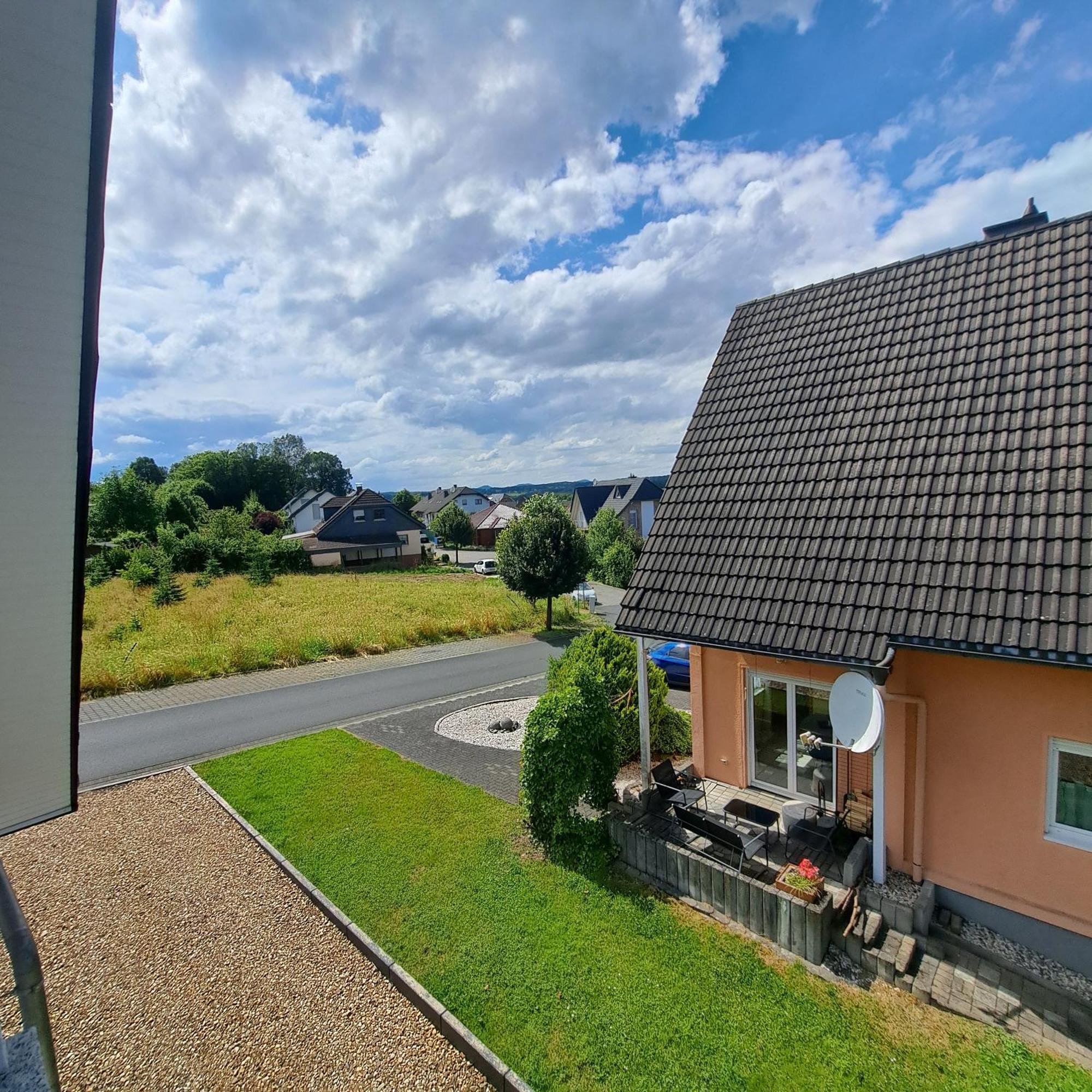 Wunderschoenes 2 Zimmer Apartment Inkl. Parkplatz Asbach  Экстерьер фото